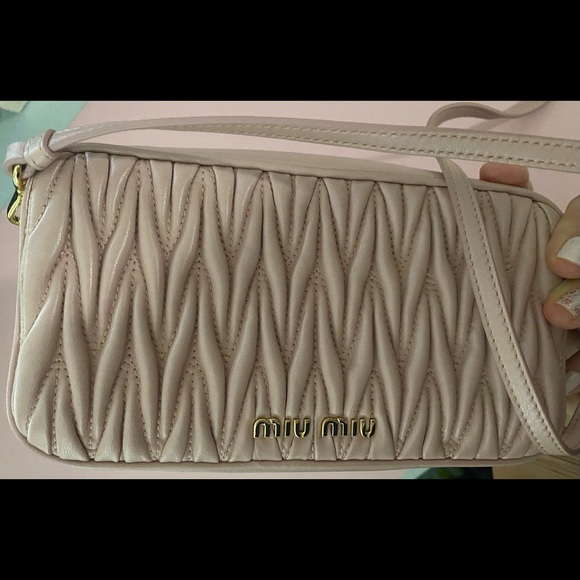 Miu Miu Matelasse Leather Crossbody Bag Color- Orchidea - Picture 5 of 10